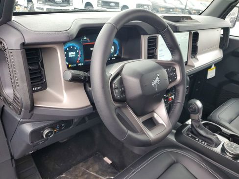 New 2026 Ford Bronco Outer Banks AWD/4WD image 11