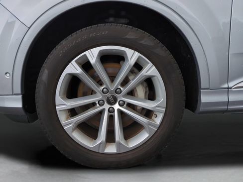 Used 2025 Audi Q7 3.0T Premium Plus AWD/4WD image 27