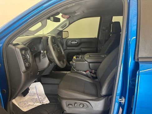 Used 2022 Chevrolet Silverado 1500 Custom Trail Boss w/ LPO, Dark Essentials Package AWD/4WD image 18