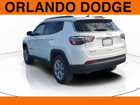 New 2026 Jeep Compass Latitude image 3