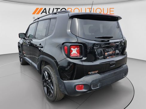 Used 2020 Jeep Renegade Latitude FWD image 12