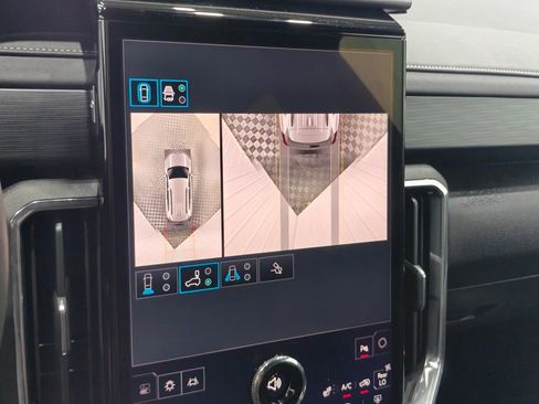 Used 2025 GMC Acadia Elevation w/ Elevation Premium Package FWD image 48