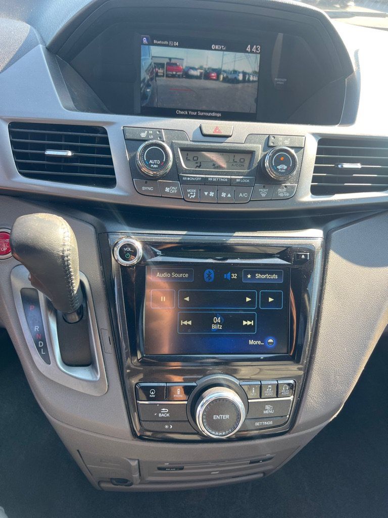 Used 2015 Honda Odyssey Touring image 34