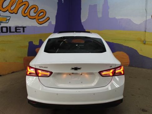Used 2019 Chevrolet Malibu LT w/ LT True North Edition FWD image 7