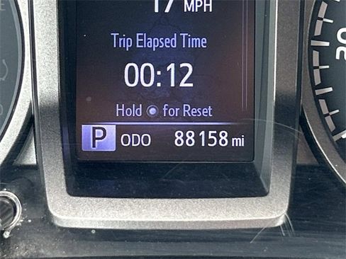 Used 2020 Toyota Tacoma TRD Sport w/ Technology Package image 30