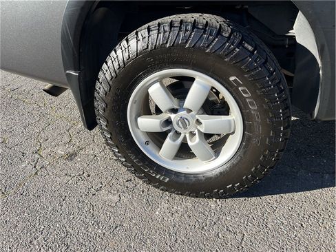 Used 2011 Nissan Titan PRO-4X w/ Pro-4x Premium Utility Pkg image 9