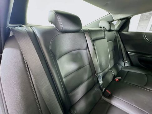 Used 2024 Chevrolet Malibu LT FWD image 32