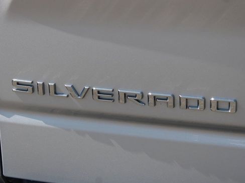 Used 2021 Chevrolet Silverado 1500 LT Trail Boss w/ Convenience Package II image 53