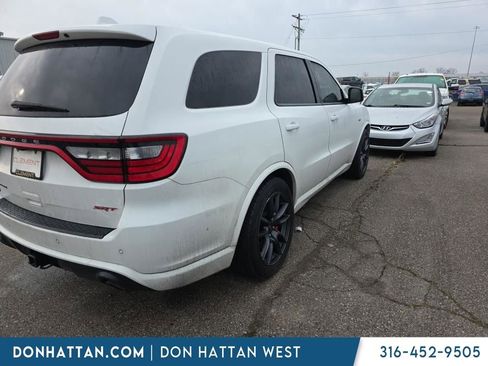 Used 2018 Dodge Durango SRT w/ Technology Group AWD/4WD image 10