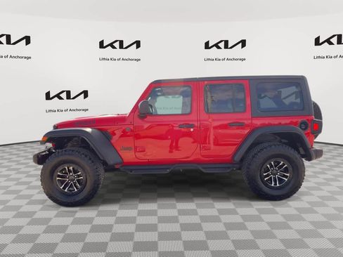 Used 2026 Jeep Wrangler Unlimited Sport AWD/4WD image 5