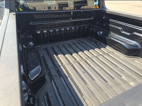 Used 2025 Ford Maverick XLT FWD image 6