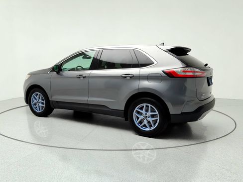 Used 2024 Ford Edge SEL AWD/4WD image 5