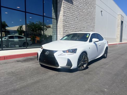 Used 2019 Lexus IS 300 F Sport w/ F Sport Package AWD/4WD image 2