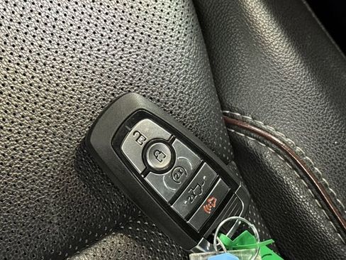 Used 2023 Ford F250 Lariat w/ Lariat Ultimate Package image 32