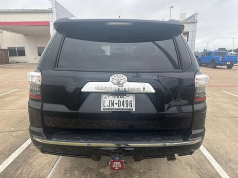 Used 2018 Toyota 4Runner Limited RWD image 9