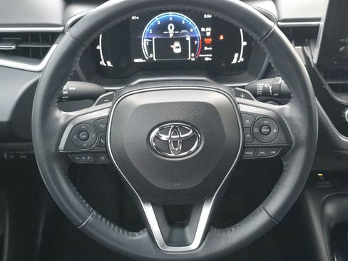 Used 2023 Toyota Corolla XSE image 15