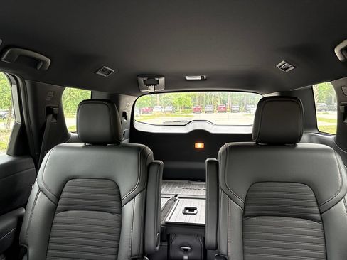 Used 2025 Nissan Pathfinder Rock Creek AWD/4WD image 21