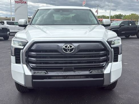 Used 2023 Toyota Tundra Limited w/ Power Package AWD/4WD image 2