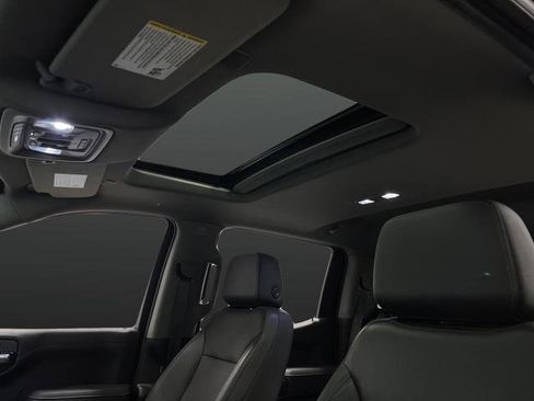 Used 2021 Chevrolet Silverado 1500 LTZ w/ LTZ Premium Package image 7