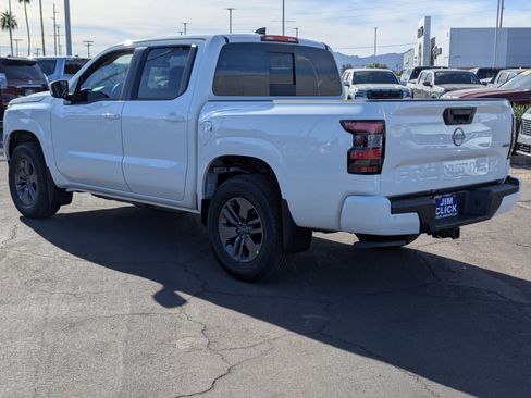 New 2026 Nissan Frontier SV image 4