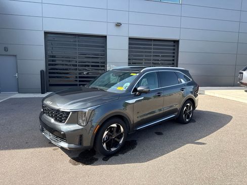 Used 2025 Kia Sorento SX Prestige AWD/4WD image 1