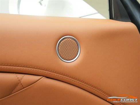 Used 2017 Ferrari California T RWD image 23