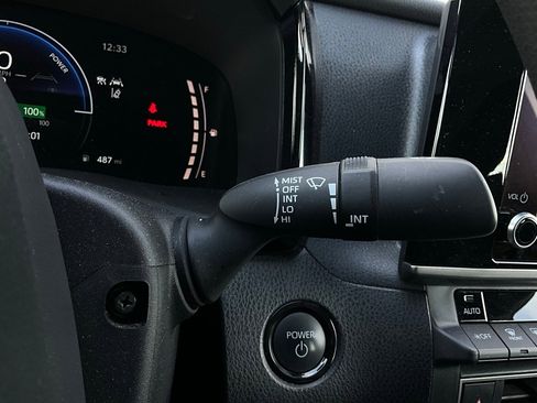 Used 2025 Toyota Camry LE image 35