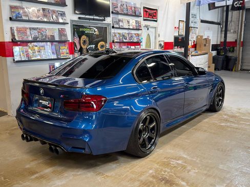Used 2018 BMW M3 w/ Competition Package RWD image 6