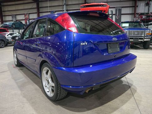 Used 2003 Ford Focus SVT FWD image 6