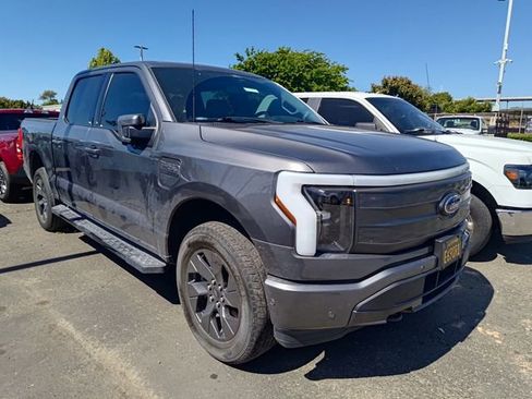 Used 2022 Ford F150 Lightning Lariat AWD/4WD image 1