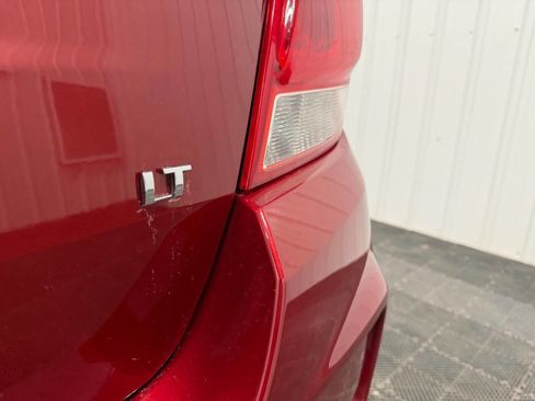 Used 2019 Chevrolet Trax LT w/ Sun & Sound Package image 3