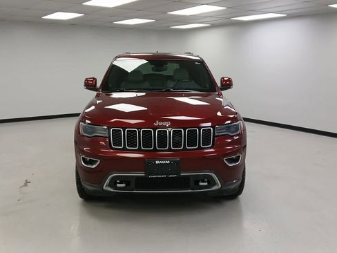 Used 2018 Jeep Grand Cherokee Limited image 3