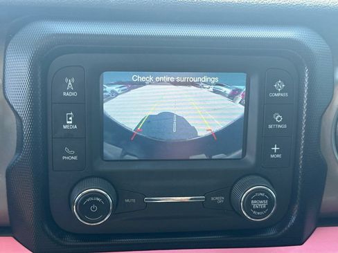 Used 2019 Jeep Wrangler Unlimited Sport S AWD/4WD image 9