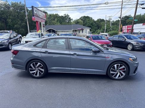 Used 2021 Volkswagen Jetta GLI FWD image 3