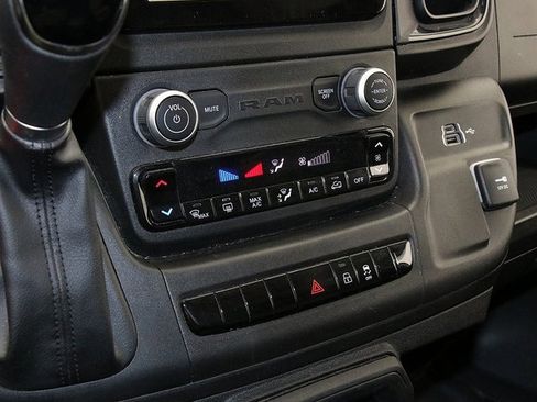 Used 2023 RAM ProMaster 2500 image 16