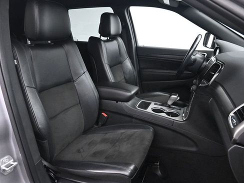 Used 2021 Jeep Grand Cherokee Laredo X AWD/4WD image 24