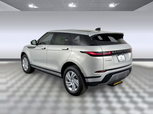 Used 2026 Land Rover Range Rover Evoque S image 3