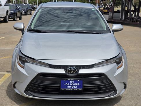 Used 2024 Toyota Corolla LE FWD image 3