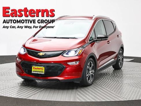 Used 2018 Chevrolet Bolt Premier w/ Driver Confidence II Package FWD image 1