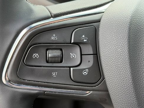 Used 2025 Buick Envista Avenir FWD image 16