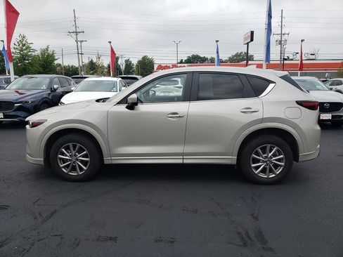 Used 2025 MAZDA CX-5 AWD 2.5 S w/ Preferred Package image 4