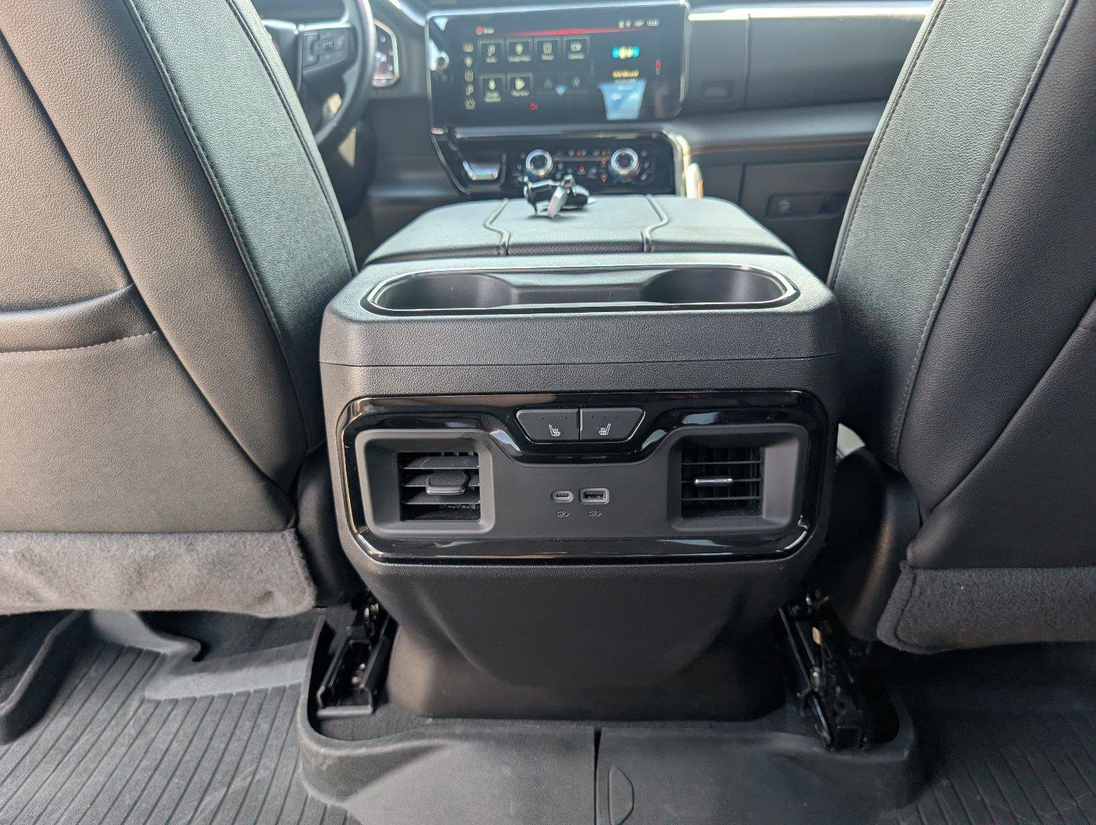 Used 2024 GMC Sierra 1500 AT4 w/ AT4 Premium Package AWD/4WD image 37