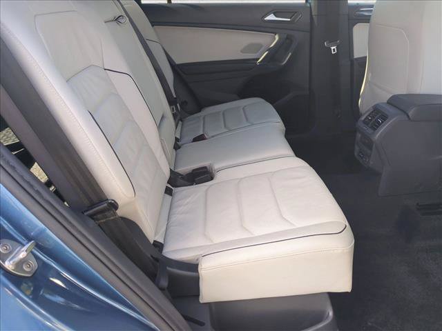 Used 2020 Volkswagen Tiguan SEL Premium R-Line AWD/4WD image 20