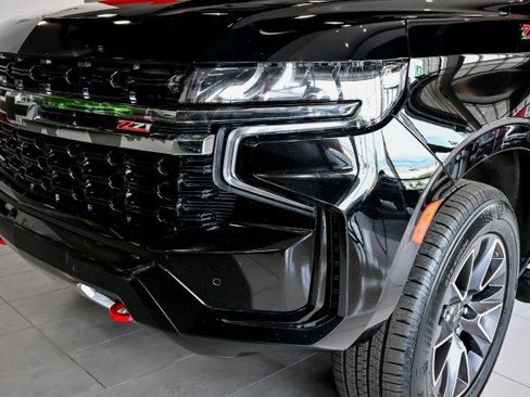 Used 2022 Chevrolet Suburban Z71 AWD/4WD image 9