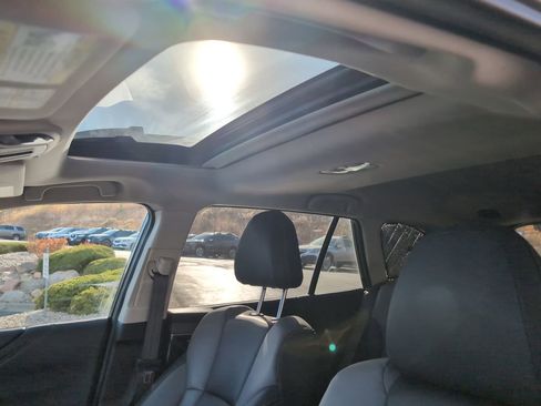 Used 2020 Subaru Outback Onyx Edition XT w/ Popular Package #2 image 12