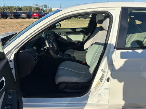 Certified 2025 Honda Civic Sport image 10