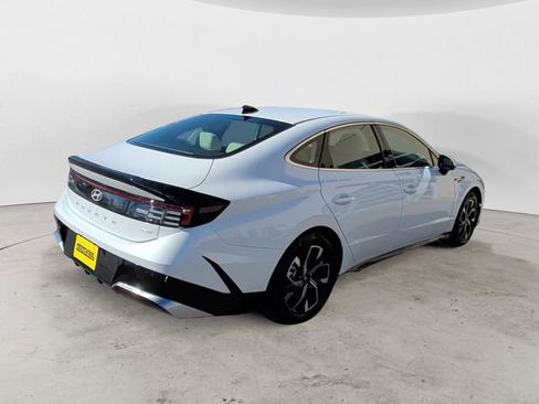 Certified 2025 Hyundai Sonata SEL image 5