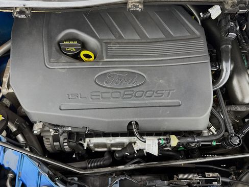 Used 2018 Ford Escape SE image 37