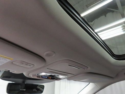 Used 2025 Lincoln Aviator Reserve w/ Equipment Group 201A image 28