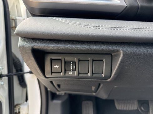 Used 2022 Subaru Legacy Limited image 24